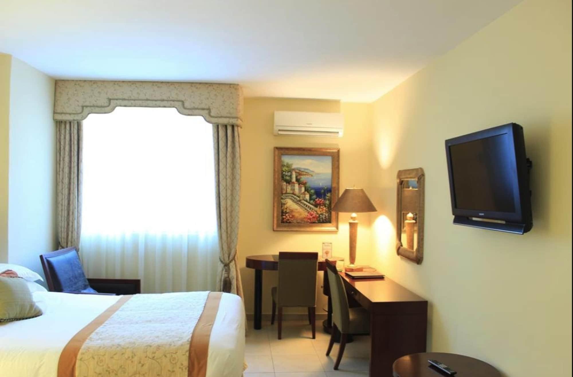 Toscana Inn Hotel Панама Сити Екстериор снимка