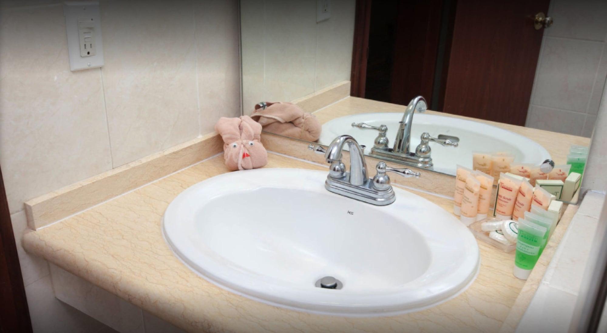 Toscana Inn Hotel Панама Сити Екстериор снимка